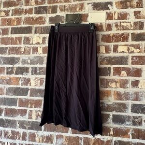 Valia Black A-Line Pleated Midi Skirt Resort Wear